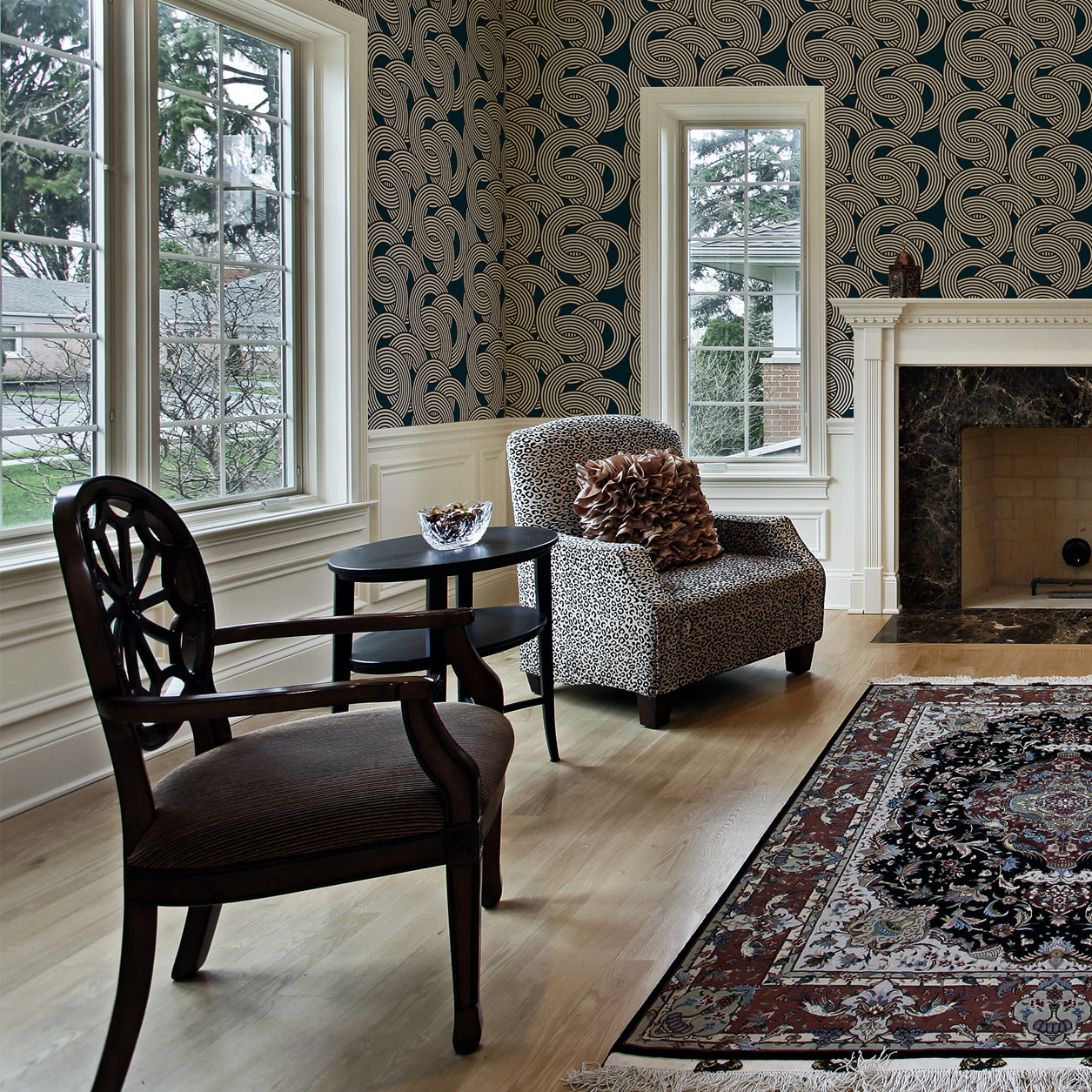 Motif Chain Wallpaper