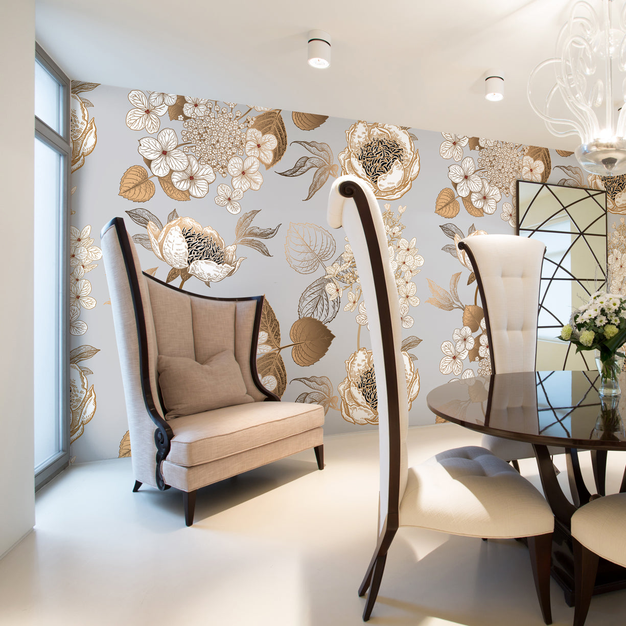 Exquisite Romantic Floral Wallpaper