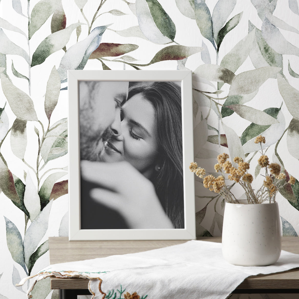 Elegant Leaves