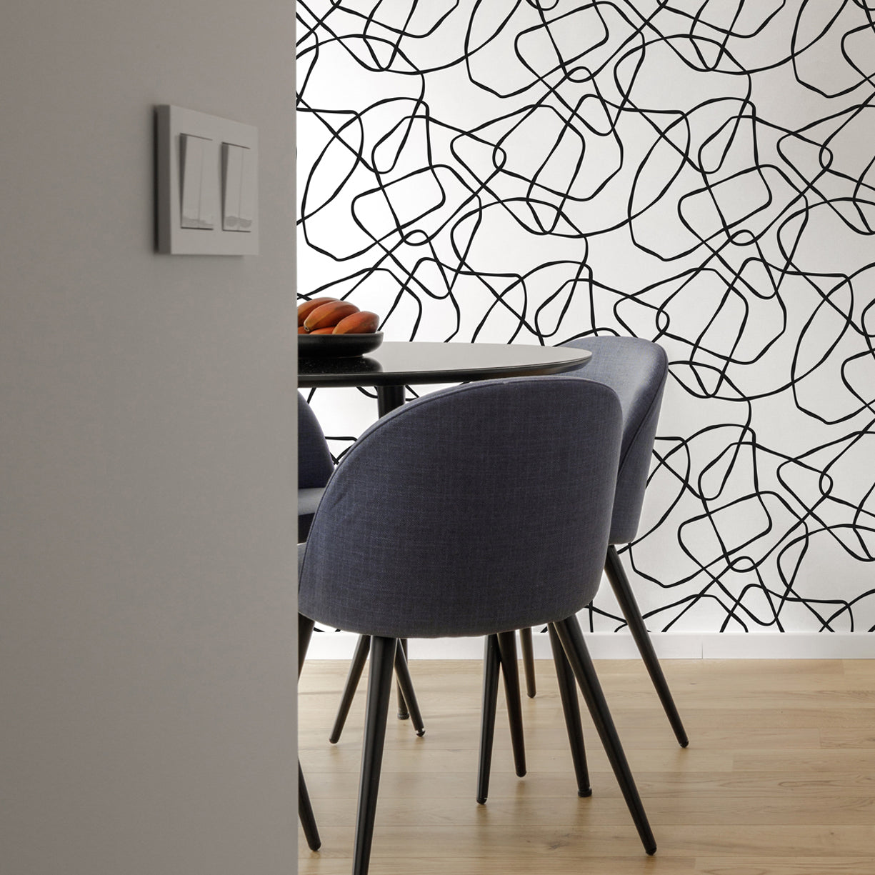 Curvilinear lines